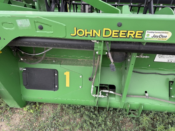 2015 John Deere 645FD Header Combine