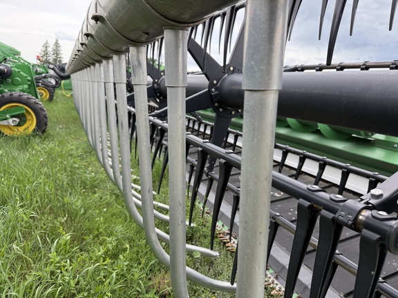 2015 John Deere 645FD Header Combine