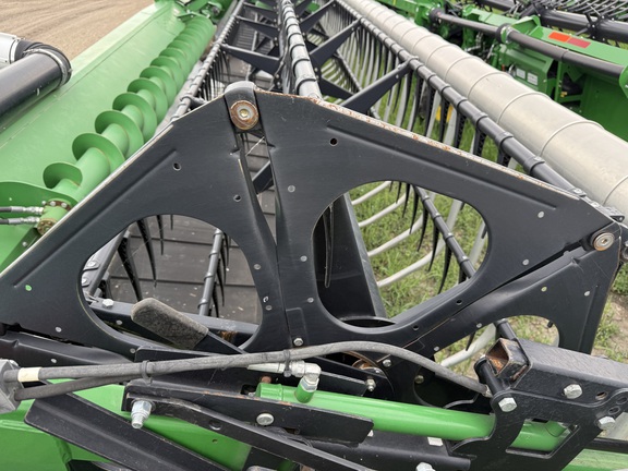 2015 John Deere 645FD Header Combine