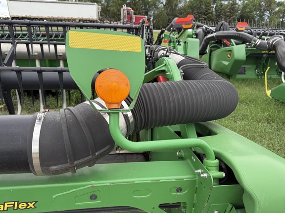 2015 John Deere 645FD Header Combine