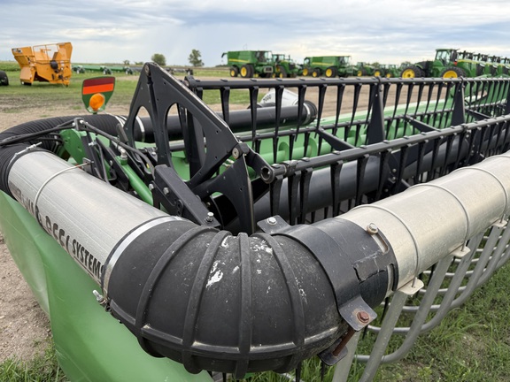 2015 John Deere 645FD Header Combine