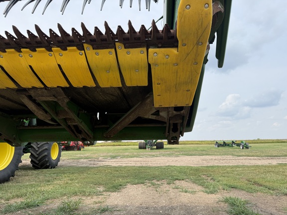 2015 John Deere 645FD Header Combine