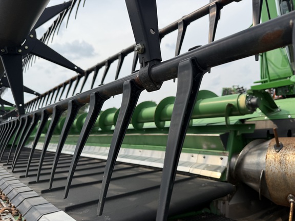 2015 John Deere 645FD Header Combine
