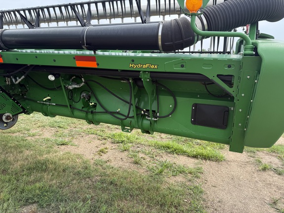2015 John Deere 645FD Header Combine