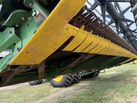 2015 John Deere 645FD Header Combine
