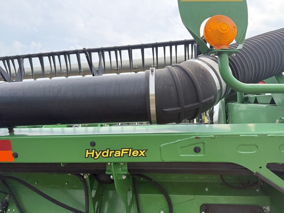 2015 John Deere 645FD Header Combine