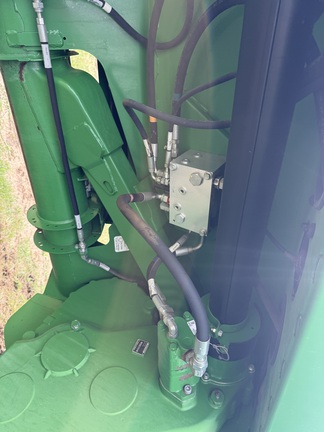 2015 John Deere 645FD Header Combine