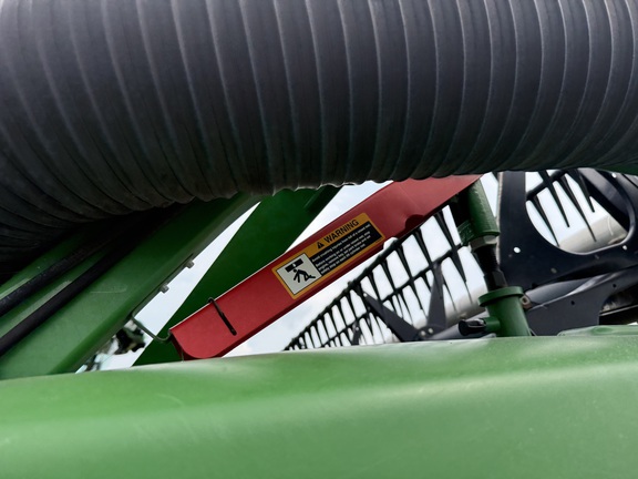 2015 John Deere 645FD Header Combine