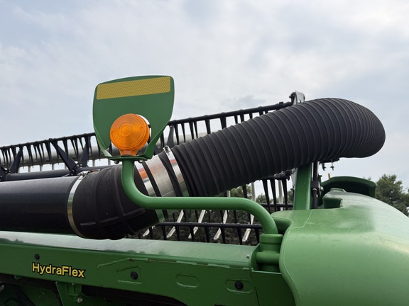 2015 John Deere 645FD Header Combine