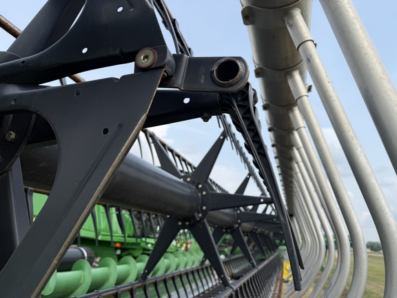 2015 John Deere 645FD Header Combine