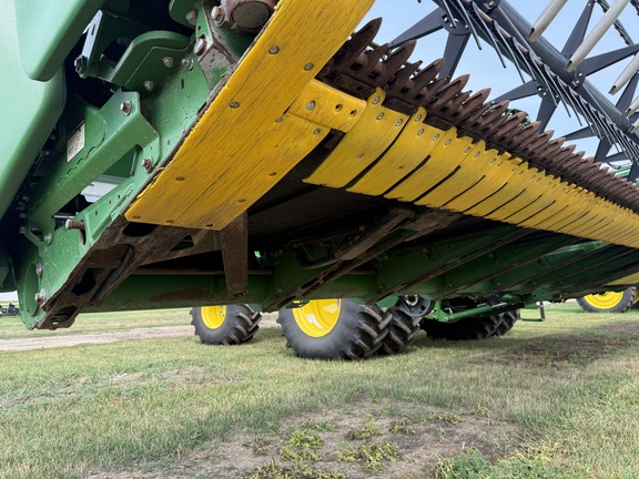 2015 John Deere 645FD Header Combine