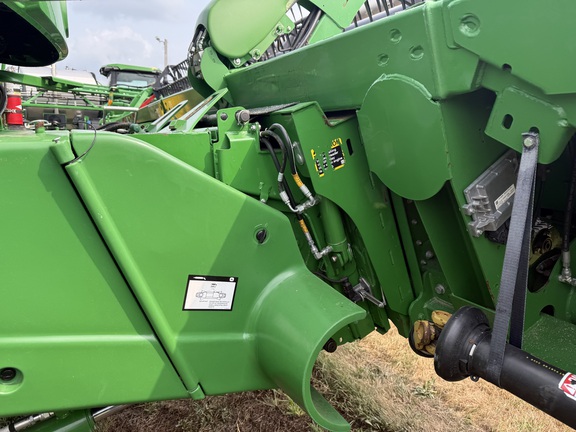 2015 John Deere 645FD Header Combine