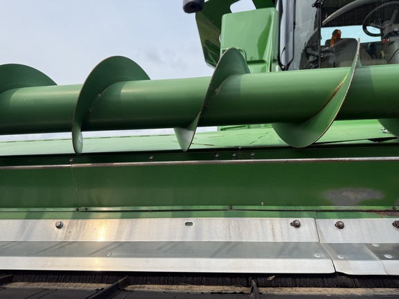 2015 John Deere 645FD Header Combine