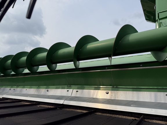2015 John Deere 645FD Header Combine