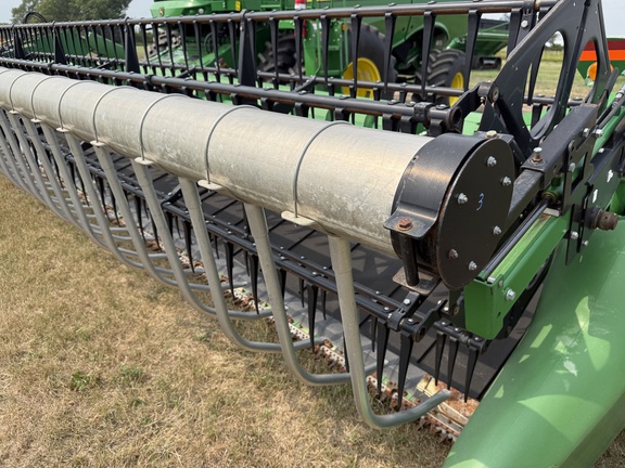 2015 John Deere 645FD Header Combine