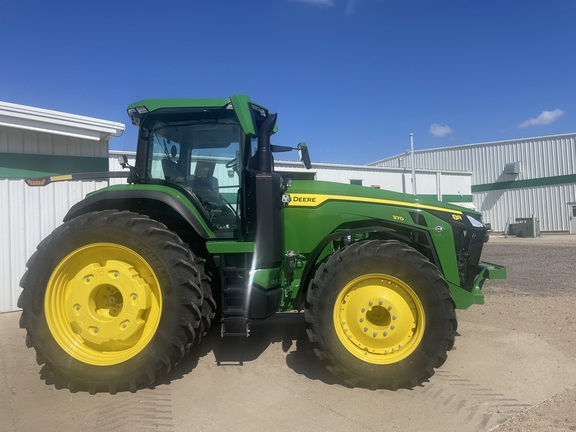 2023 John Deere 8R 370 Tractor