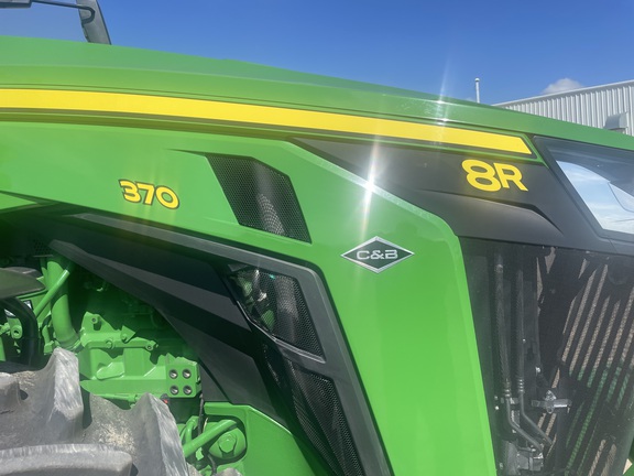 2023 John Deere 8R 370 Tractor