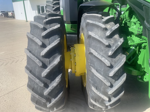 2023 John Deere 8R 370 Tractor