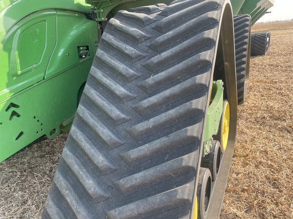 2021 John Deere 9520RX Tractor Rubber Track