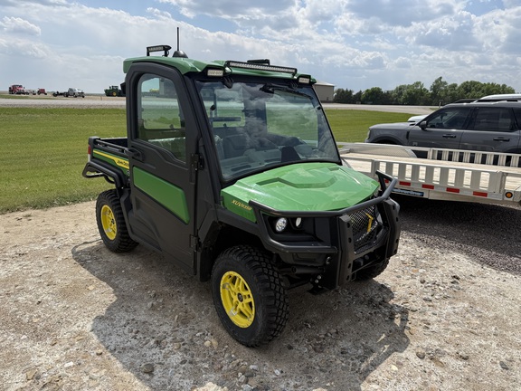 2022 John Deere XUV 835R ATV