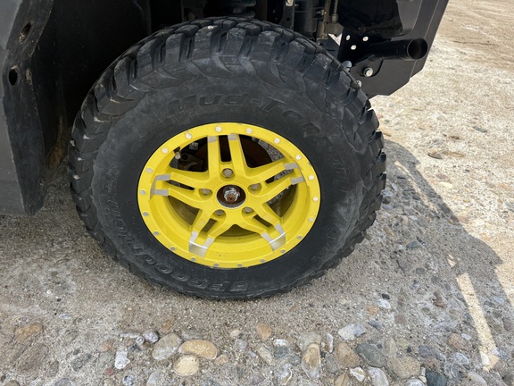 2022 John Deere XUV 835R ATV