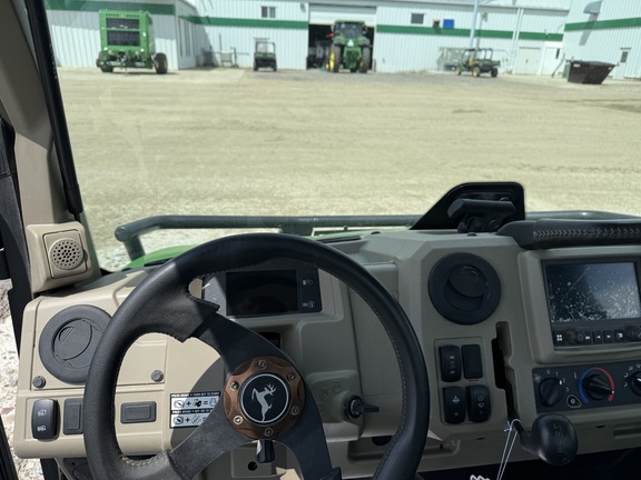 2022 John Deere XUV 835R ATV