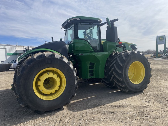 2024 John Deere 9R 640 Tractor 4WD