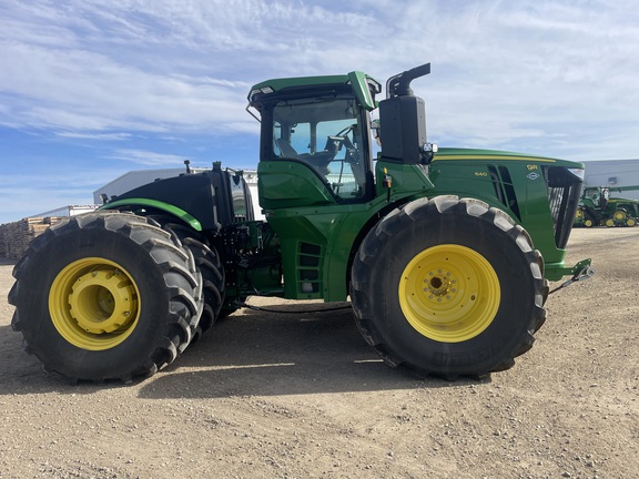 2024 John Deere 9R 640 Tractor 4WD