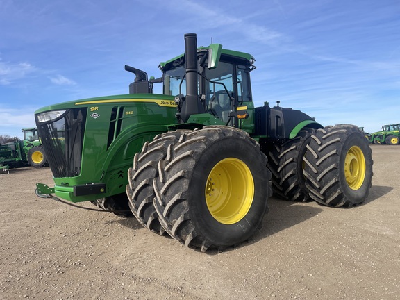 2024 John Deere 9R 640 Tractor 4WD