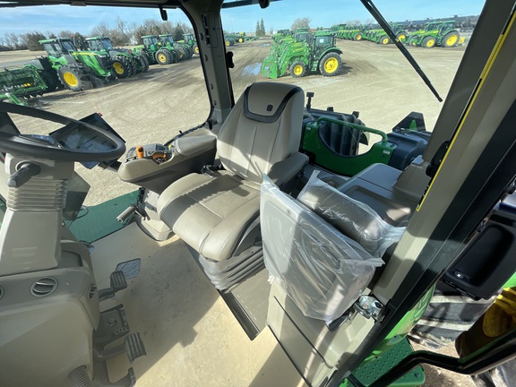 2024 John Deere 9R 640 Tractor 4WD