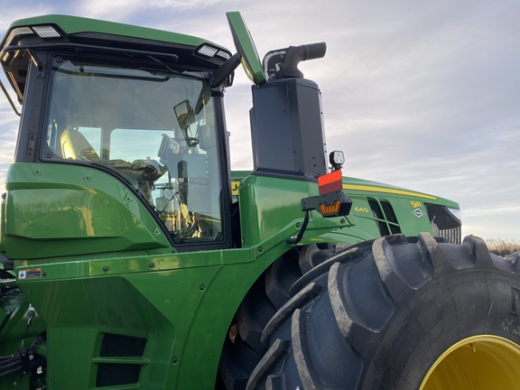 2024 John Deere 9R 640 Tractor 4WD