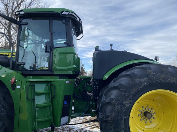 2024 John Deere 9R 490 Tractor 4WD