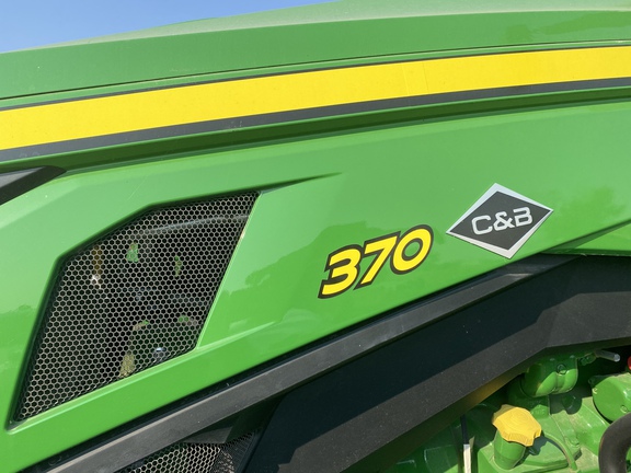 2024 John Deere 8R 370 Tractor