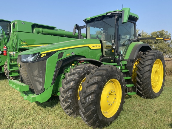 2024 John Deere 8R 370 Tractor