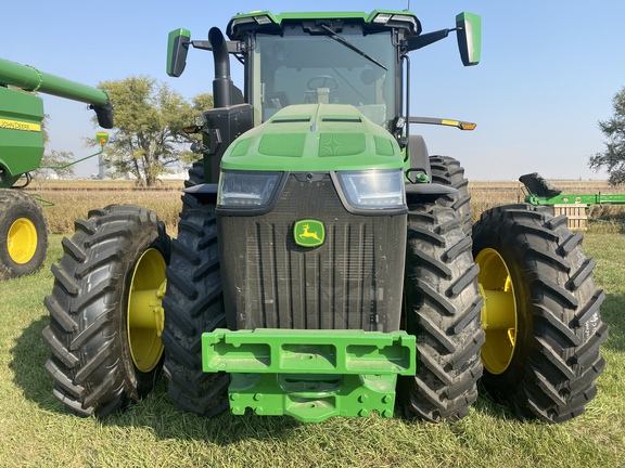 2024 John Deere 8R 370 Tractor