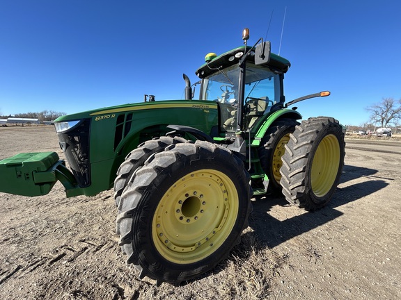 2014 John Deere 8370R Tractor