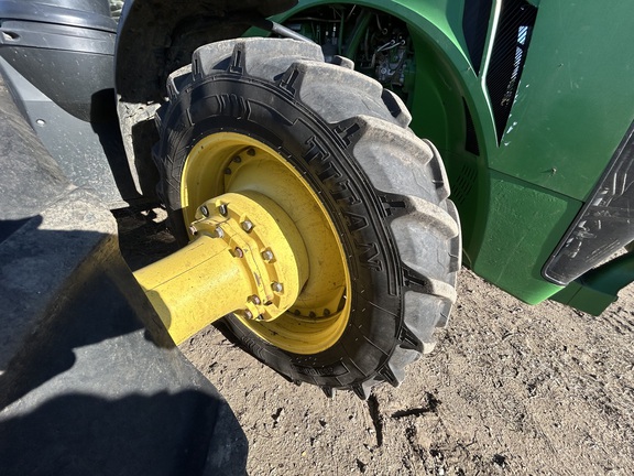 2014 John Deere 8370R Tractor