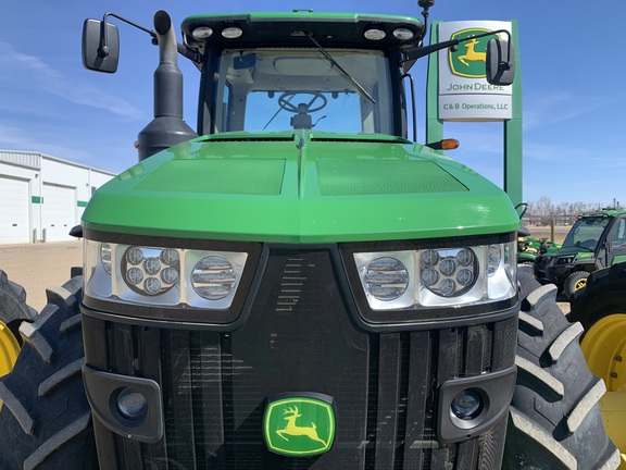 2014 John Deere 8370R Tractor