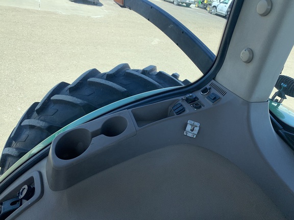 2014 John Deere 8370R Tractor