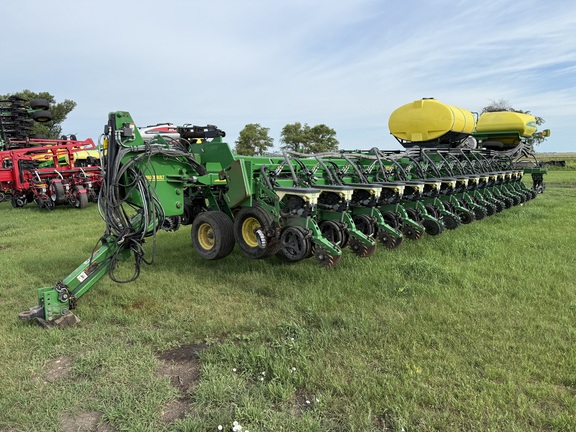 2012 John Deere DB90 Planter
