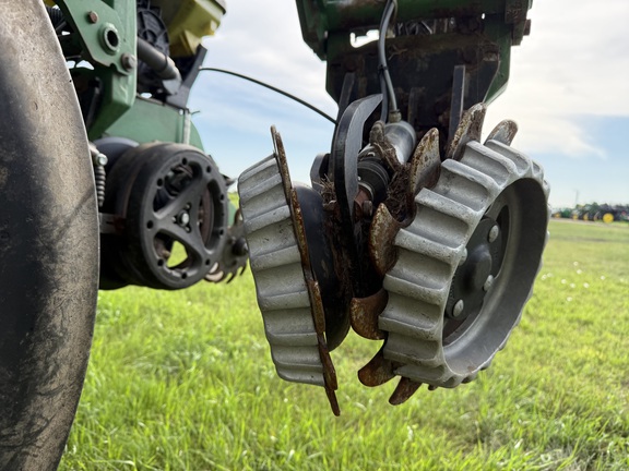 2012 John Deere DB90 Planter