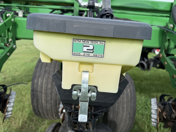 2012 John Deere DB90 Planter