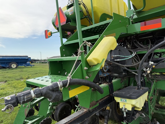2012 John Deere DB90 Planter