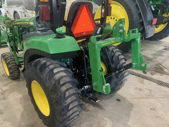 2024 John Deere 2032R Tractor Compact