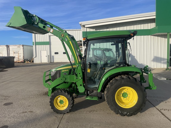 2024 John Deere 3039R Tractor Compact