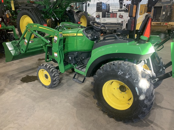 2024 John Deere 2032R Tractor Compact