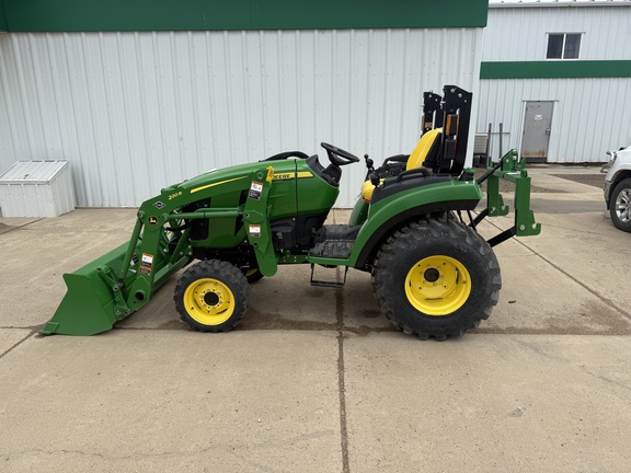 2024 John Deere 2032R Tractor Compact