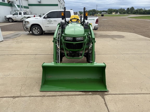 2024 John Deere 2032R Tractor Compact