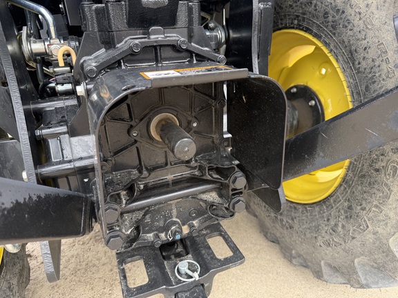 2024 John Deere 2032R Tractor Compact