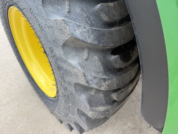 2024 John Deere 2032R Tractor Compact